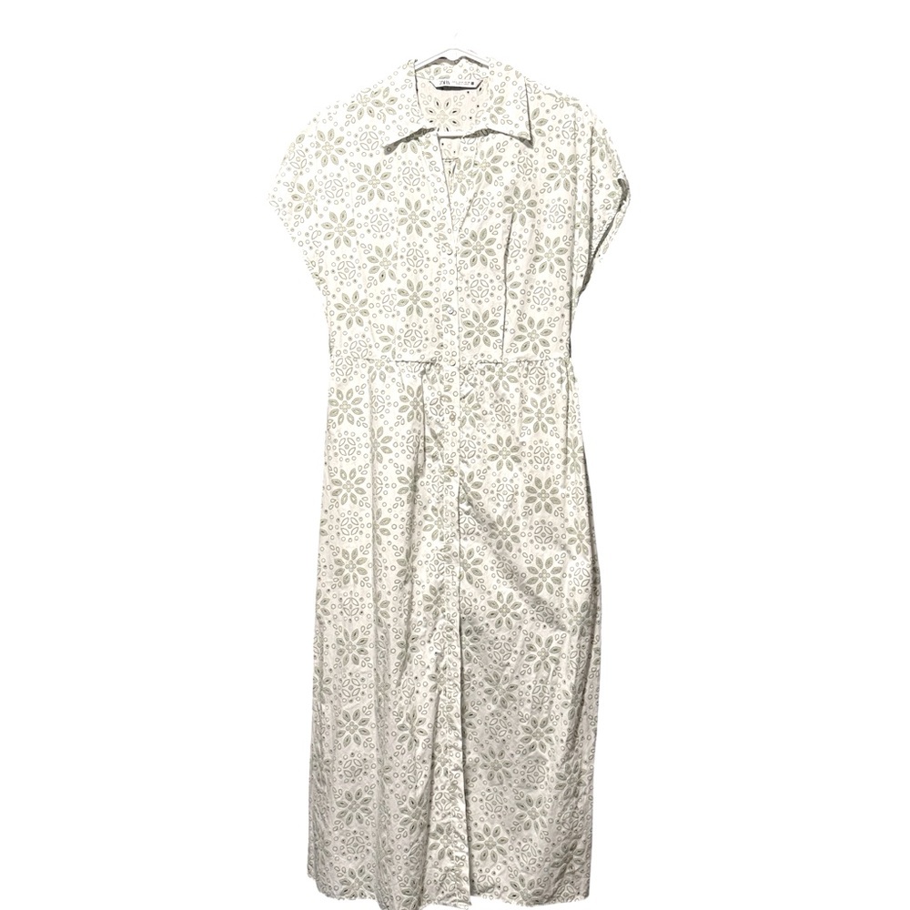Final sale ✨ Zara White & Green Floral Midi Dress - Versatile & Stylish (Size M)